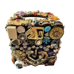 Handmade Old Jewelry Tissue Box Cover Vintage Jewelry & Cool Pieces